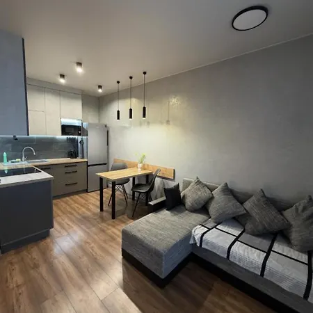 Apartment скайсити *